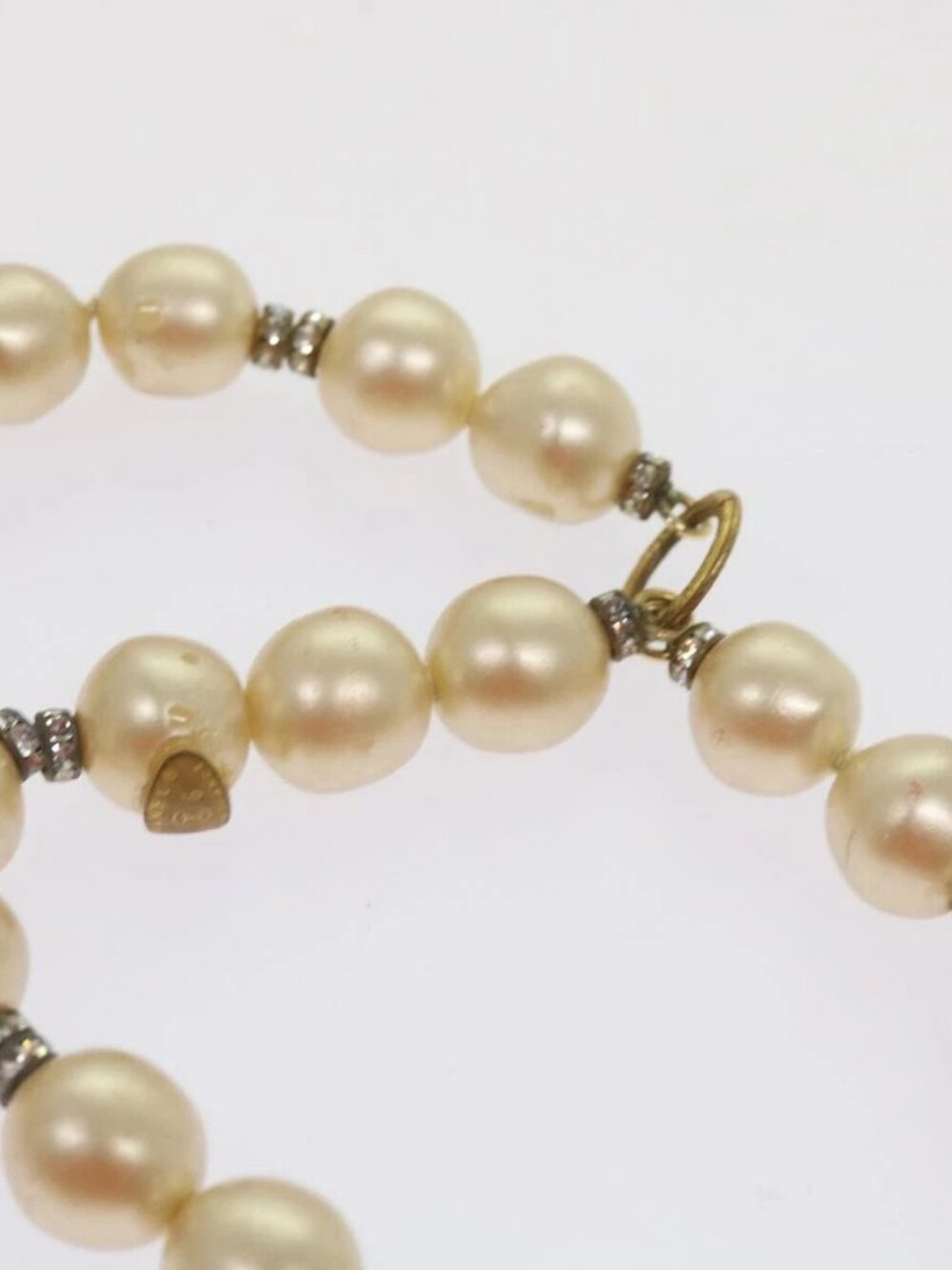 CHANEL Pearl Bracelet metal White CC - Picture 5 of 8